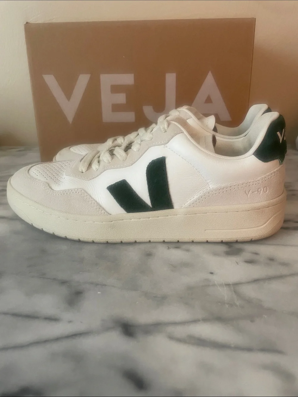 VEJA V-90 Extra-White Cypress Sneaker